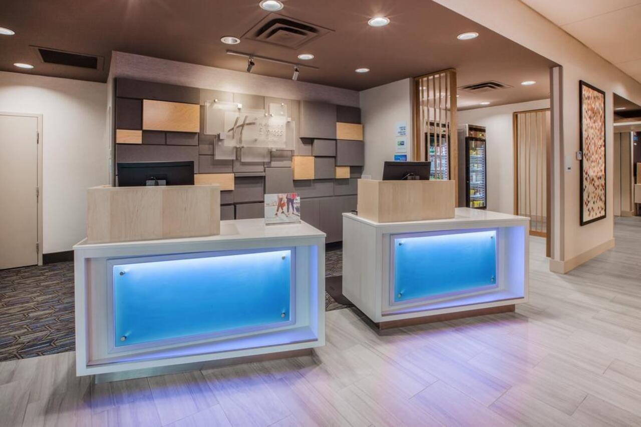 Holiday Inn Express & Suites Purcell By Ihg Bagian luar foto